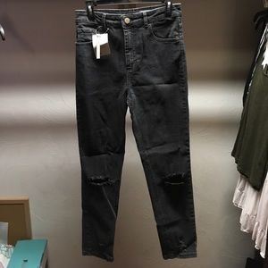 High waisted black denim Mom Jeans